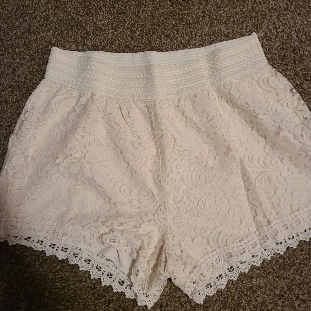 Lace shorts